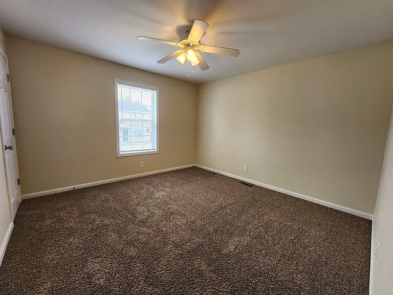 248-2C Executive Ave — Photo 9