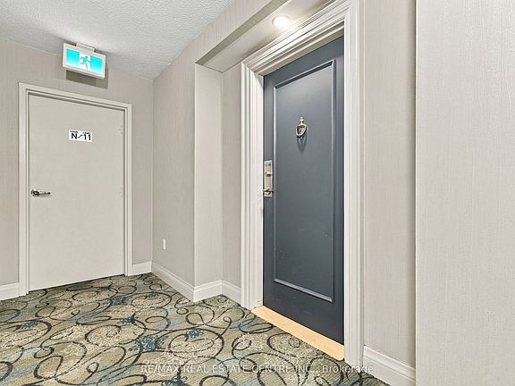 5th image of 355 Rathburn Rd E #1110