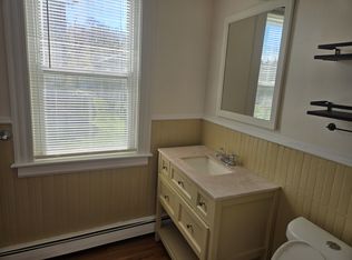 23 Vernon St FLOOR 1, Warren, RI 02885