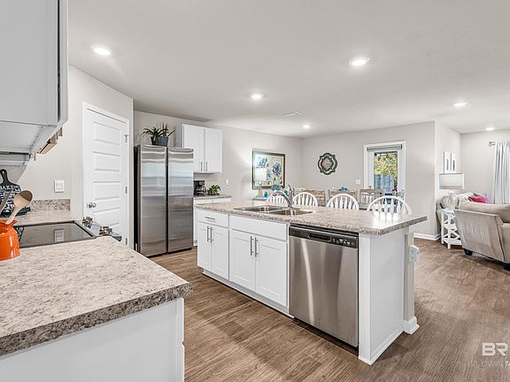 4th image of 13927 Shea Cir