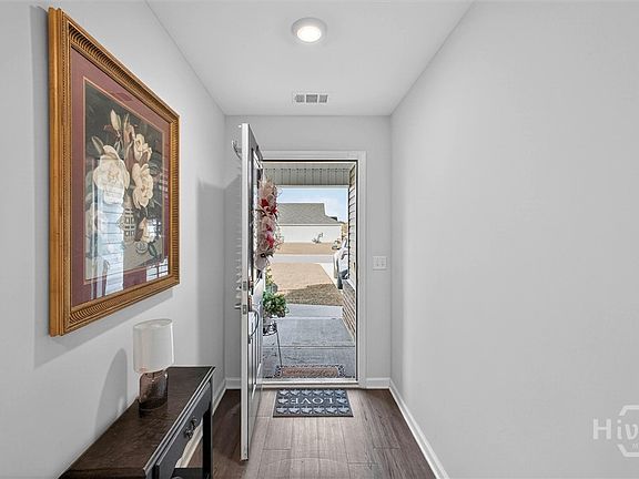 4th image of 107 Dasher Drive