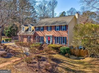 564 Leah Dr, Powder Springs, GA 30127