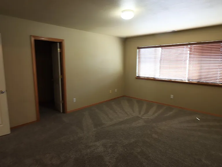 2807 SW Indian Cir — Photo 13