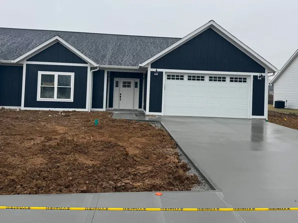 933 Stonehenge Dr, Bedford, IN 47421