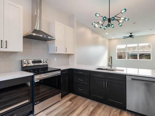 The 1800s at Park Central, 1800 S Holtzclaw Ave #1865, Chattanooga, TN 37404