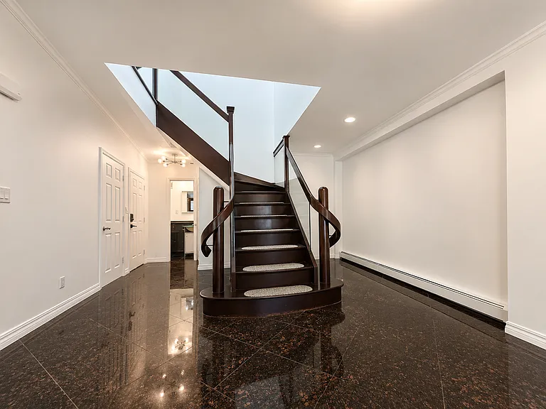 4-23 129th St #34C — Photo 7