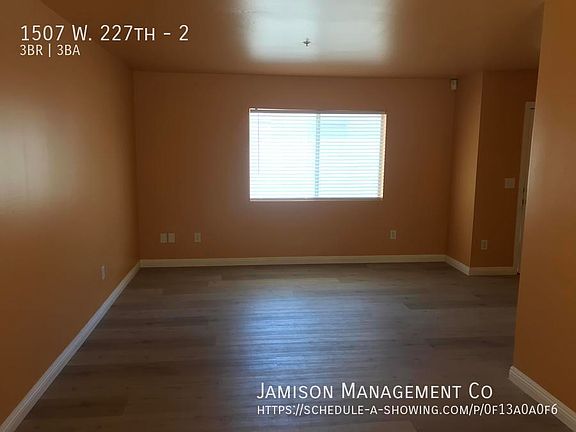 4th image of 1507 W 227th St Unit 2