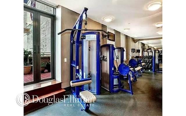 Rented by Douglas Elliman | media 20