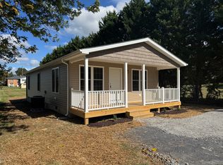 223 Fairview Rd, Luray, VA 22835