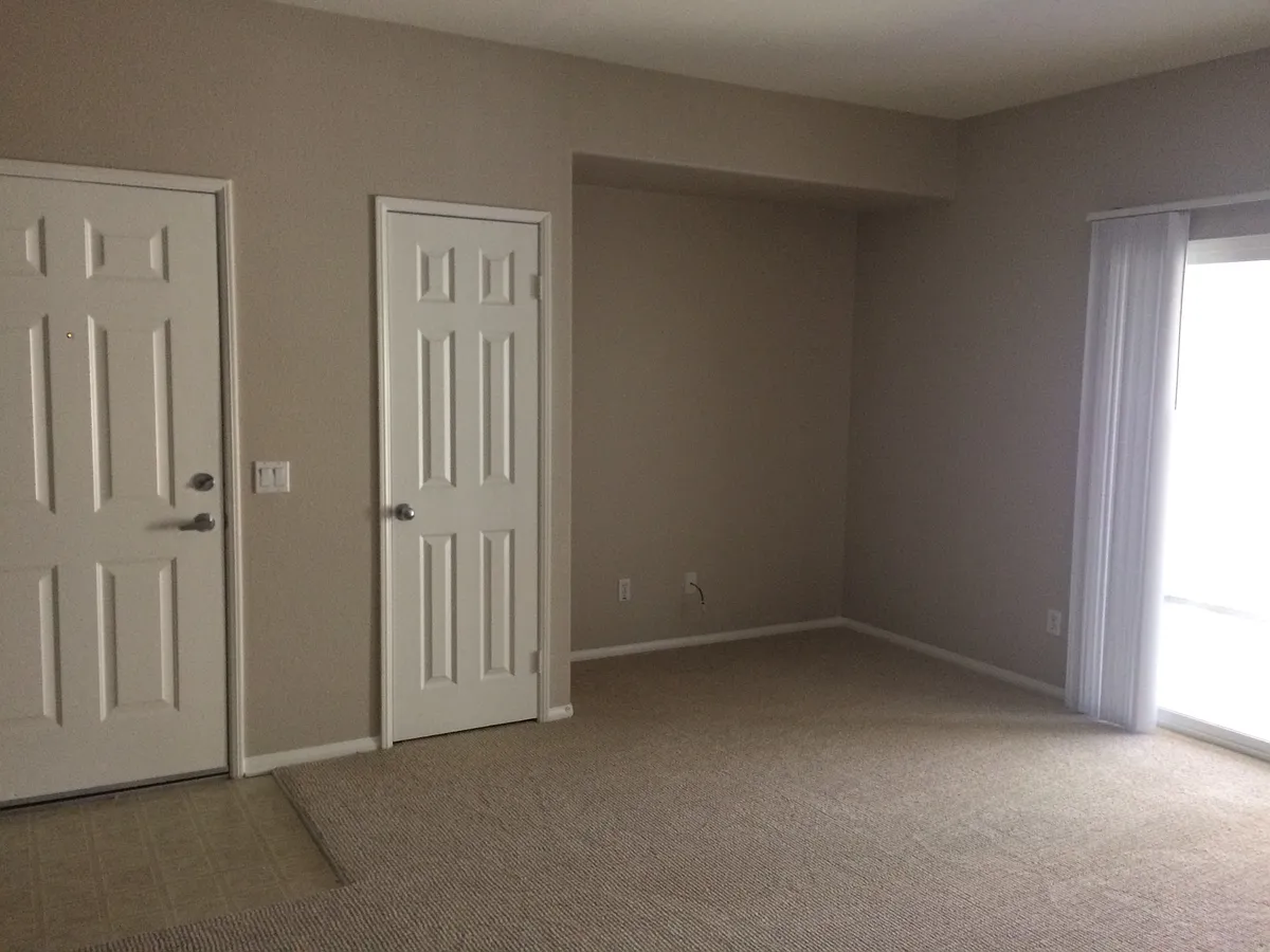 Building Photo - 31405 Taylor Ln