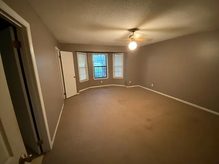 5282 Golf Dr — Photo 9