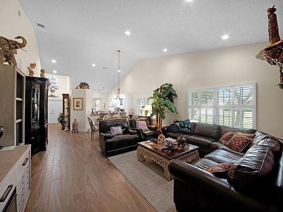 5th image of 14481 Solitaire Dr