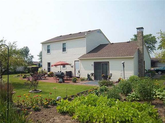 3rd image of 930 Haver Dr