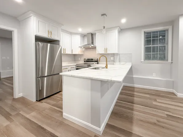 29 Avon St APT 1, Revere, MA 02151