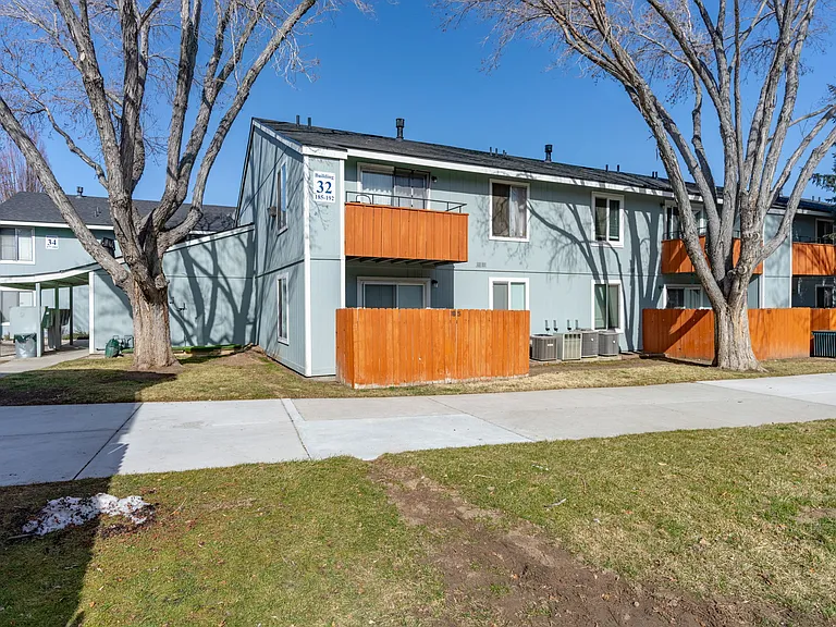 4606 Neil Rd #185 — Photo 23