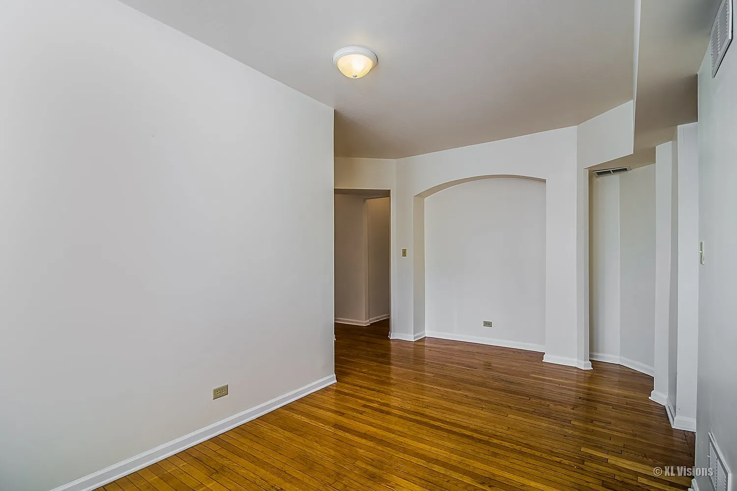 2 bed, 1100 sqft, $1,500 — Photo 4