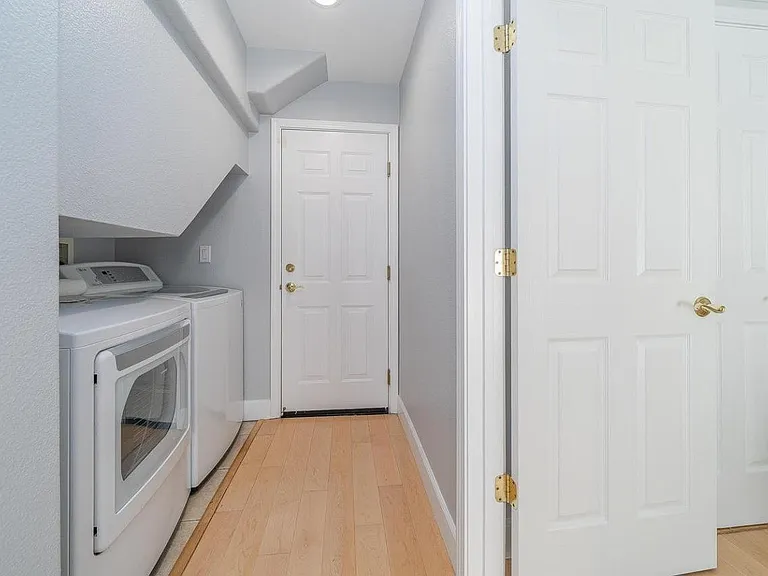 117 Serenity Pl — Photo 45
