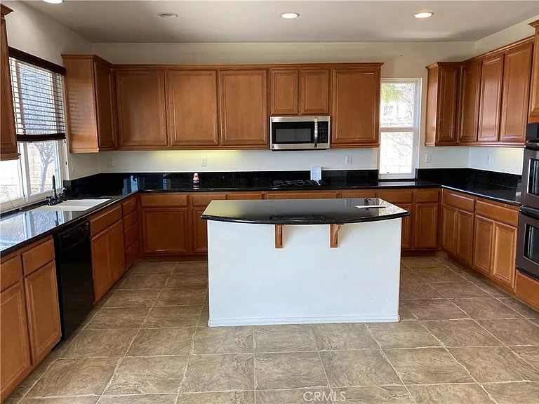 5505 Sunset Ridge Dr — Photo 12