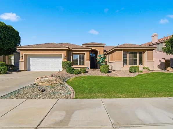 7180 W Trails Dr, Glendale, AZ 85308