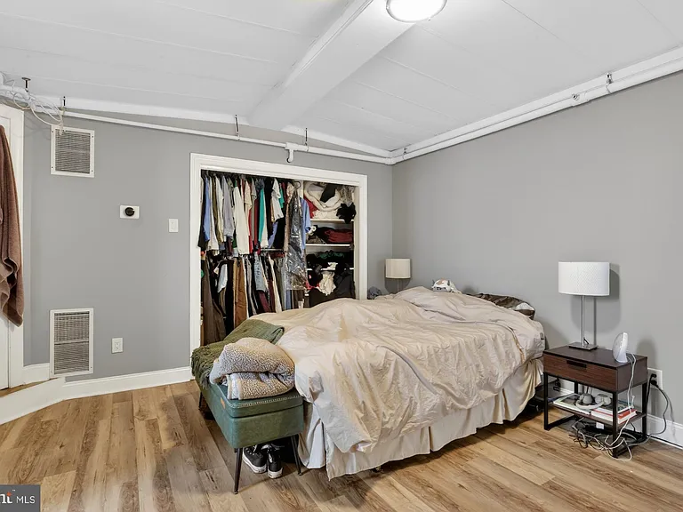 44 S 3rd St #3 — Photo 6