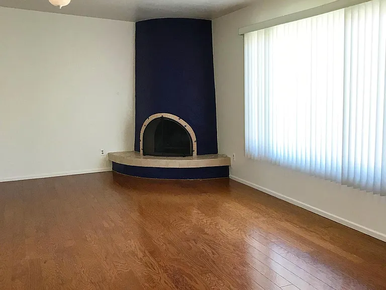 7800 N Nicole Pl — Photo 9