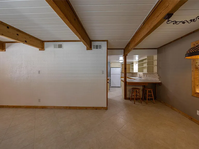22 Stonehouse Cir — Photo 5