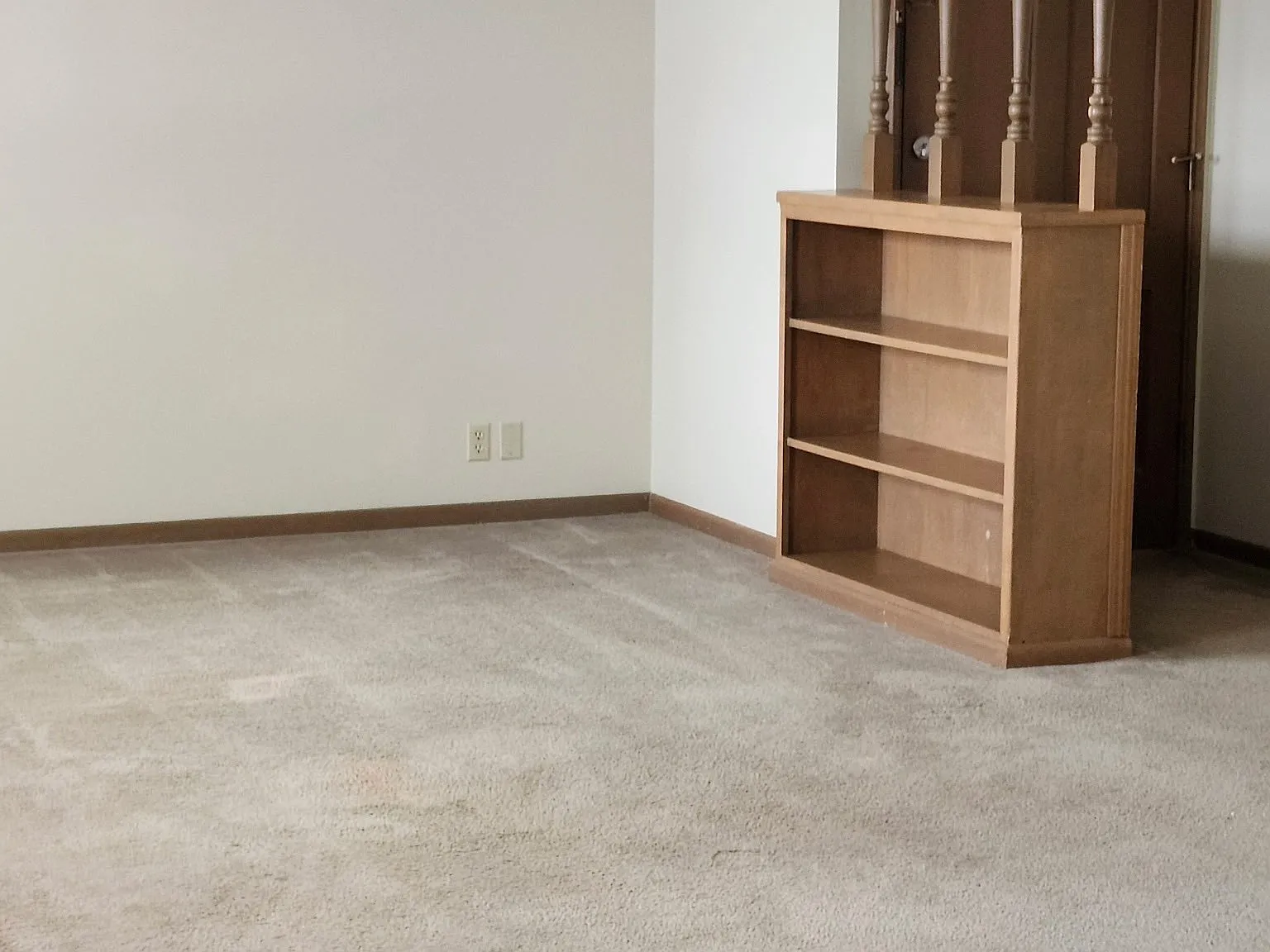 2 bed, $800 — Photo 1
