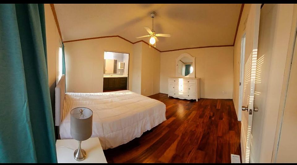 1st image of 2937 Glen Vista Dr