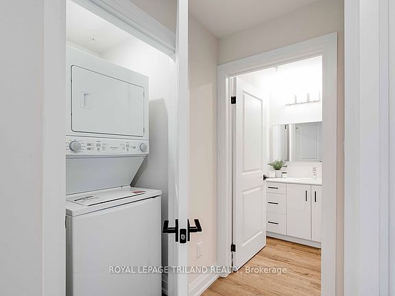 2nd image of 865 Kleinburg Dr #215