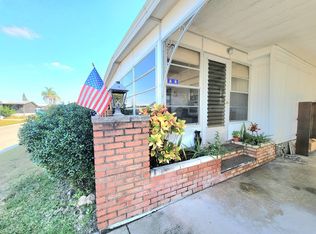 932 Strongbox Ln, North Fort Myers, FL 33917