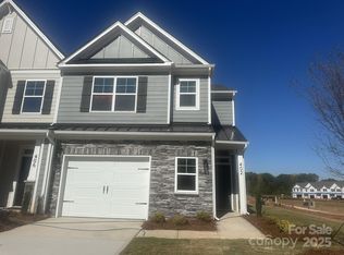 402 Limelight Rd, Waxhaw, NC 28173