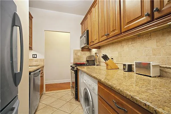 Rented by R New York | media 20