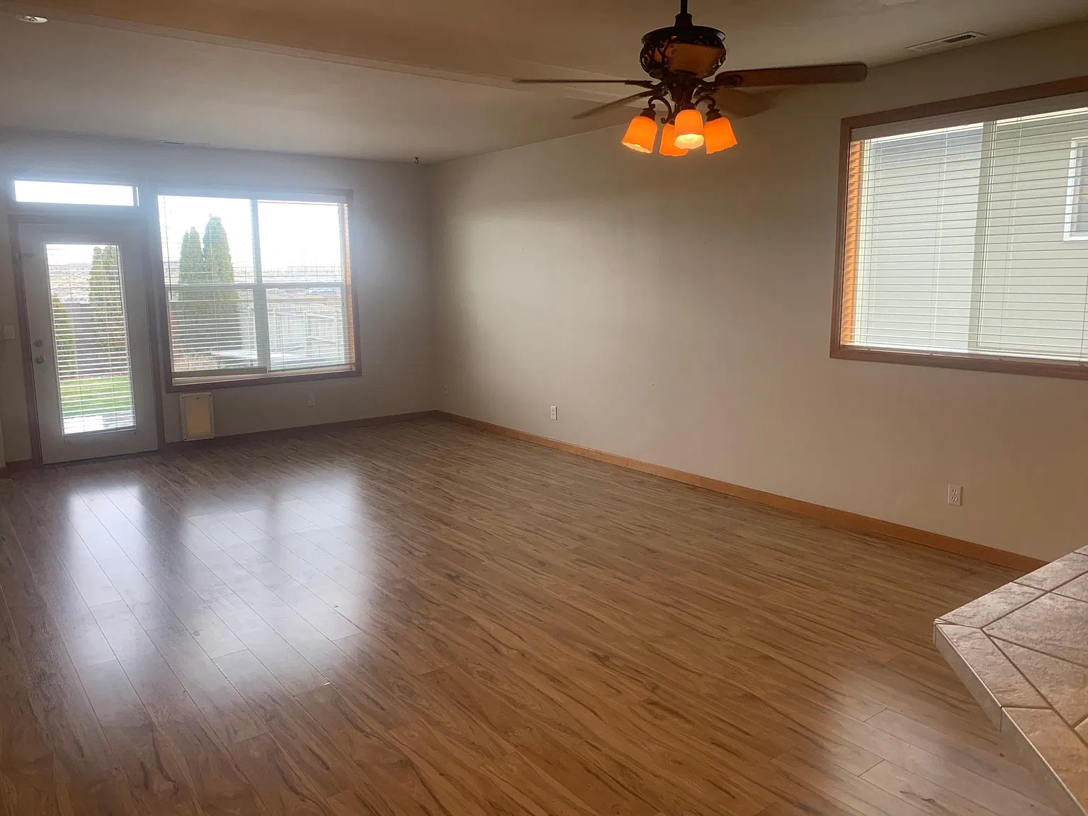 3558 Waterford St — Photo 4