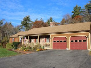 6 Furber Dr, Lee, NH 03861