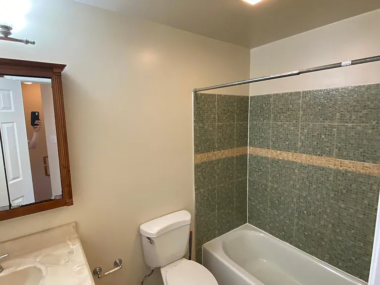 1512 W Cary St — Photo 15