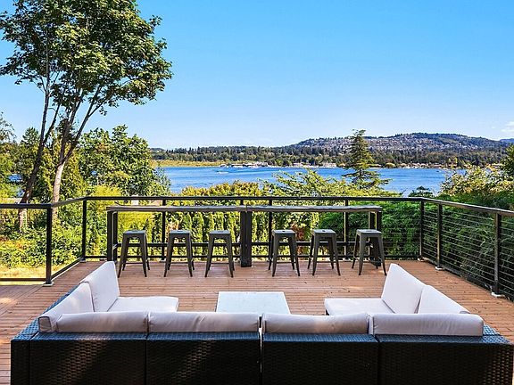 2nd image of 3804 E Mercer Way Island Washington #9-ID1034938P