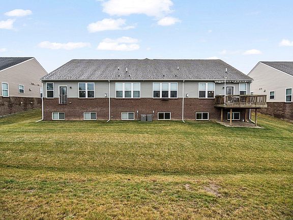4th image of 570 Ivyland St