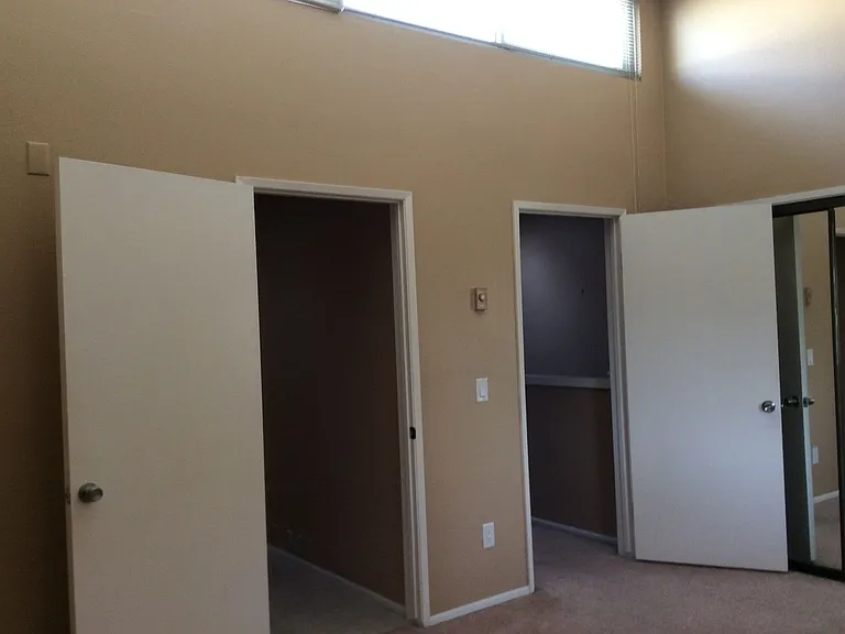 135 S Sierra Ave #14 — Photo 22