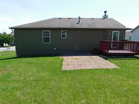 5th image of 714 Brome Dr