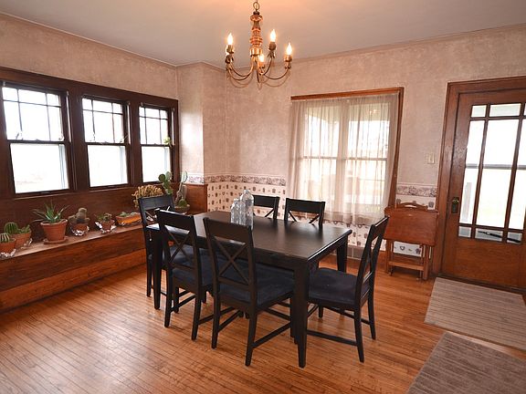 2nd image of 35283 180th St