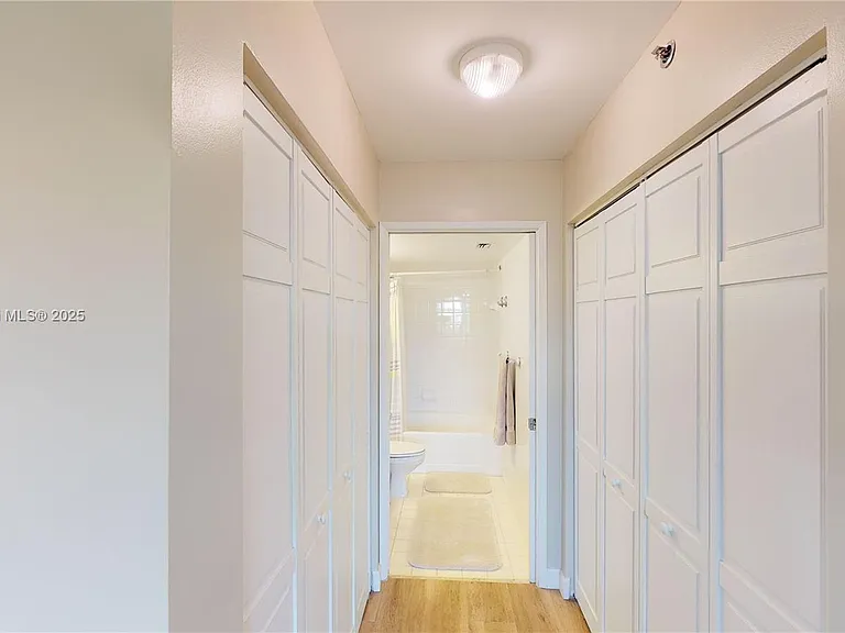 19701 E Country Club Dr #5606 — Photo 17
