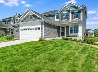 2302 Dowling St, Valparaiso, IN 46385