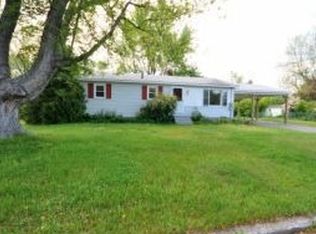 7 Meridian Dr, Dover, NH 03820