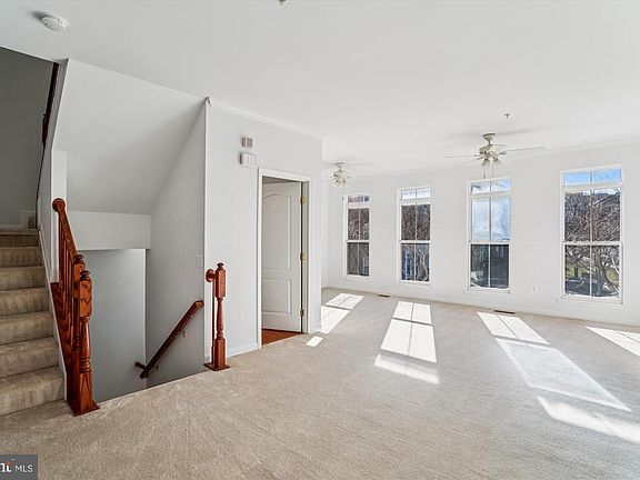 4th image of 5602 Hartfield Ave