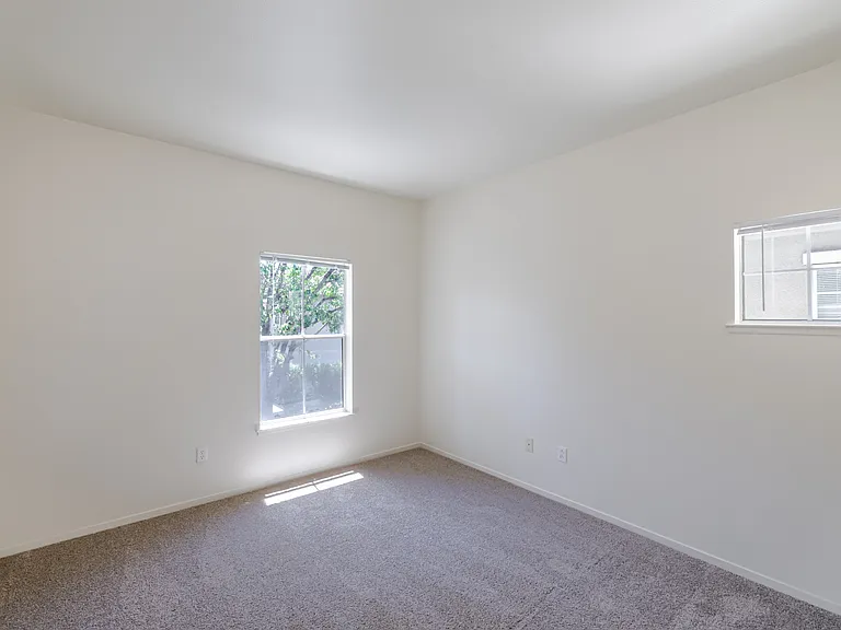 Parkview Family Apartments — Photo 12