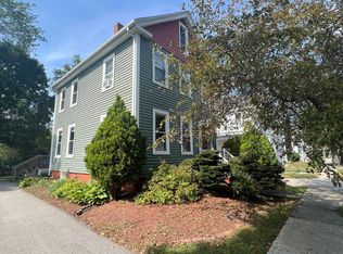 8 Maple St, Dover, NH 03820