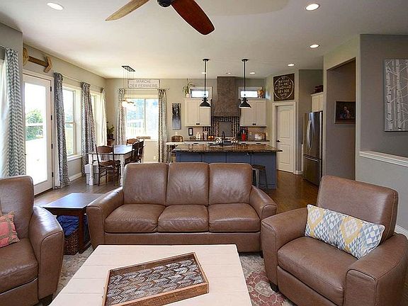 4th image of 1616 Eagle Dr