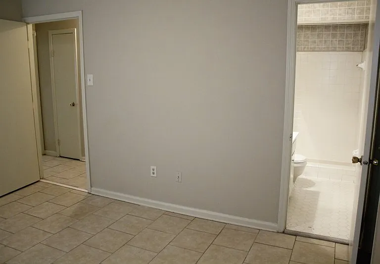 3729 Village Oak Cv — Photo 12