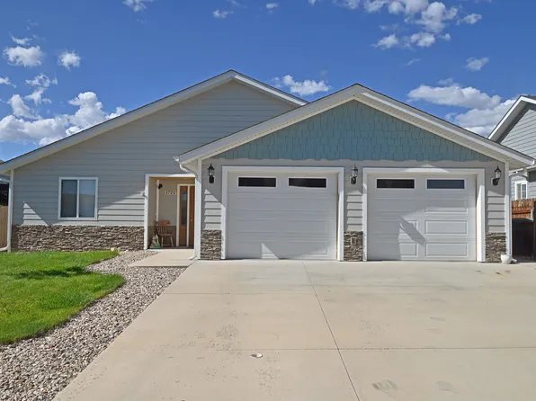 1721 Lookout Point Dr, Sheridan, WY 82801