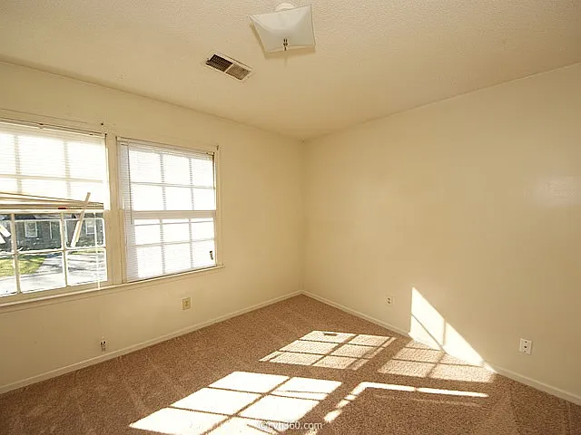 115 Roberta Dr #B — Photo 8